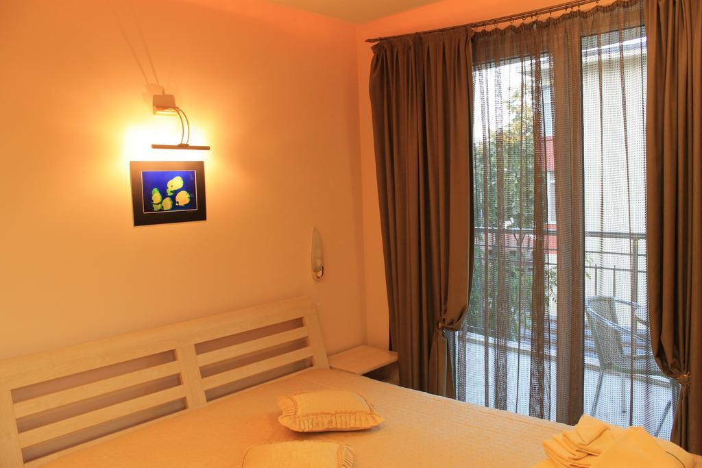 Stela Guest House ツァレヴォ エクステリア 写真